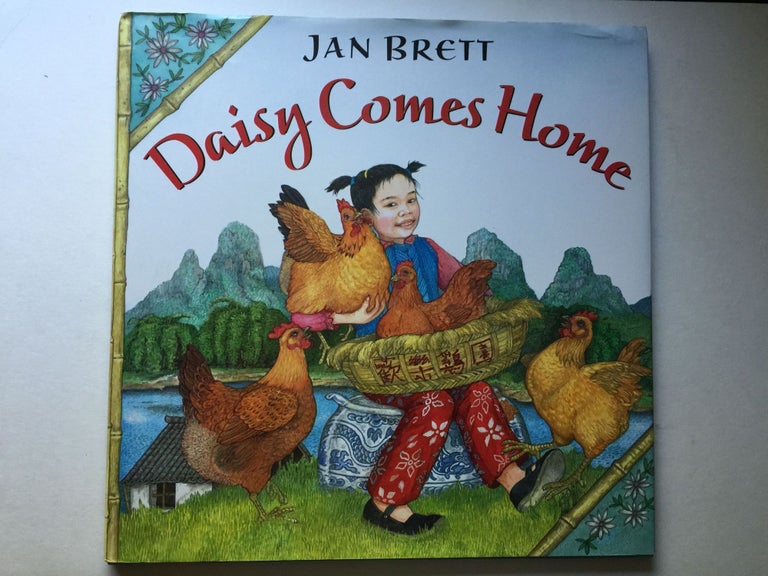 Item #38982 Daisy Comes Home. Jan Brett.